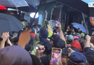 快訊／大甲媽回鑾彰化　深夜突爆「黑衣人推擠叫囂」