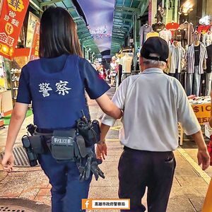 正妹警剛報到　就被「2線3星警官」盯上