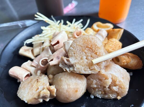 ▲▼菊姐大腸圈（原孝三路三兄弟）。（圖／陳小可的吃喝玩樂授權提供）