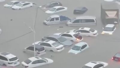 欽州暴雨連下12小時釀災　鳥瞰只見「汽車墳場」全泡湯