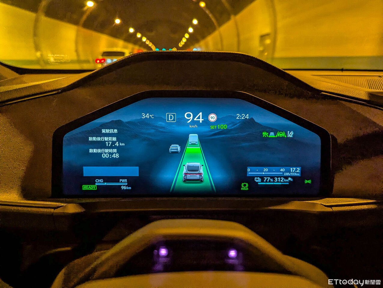 ▲新一代LEXUS ES空間強勢！全新電動版更是新鮮感十足。（圖／記者徐煜展攝）