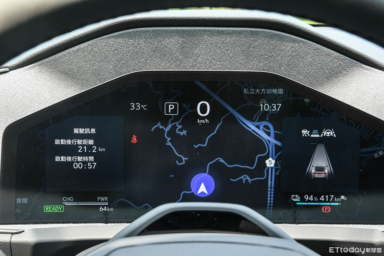 ▲新一代LEXUS ES空間強勢！全新電動版更是新鮮感十足。（圖／記者徐煜展攝）