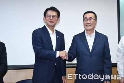 新北藍白民調長達5天採分層抽樣　黃國昌閉門拆封還讚「最嚴謹」