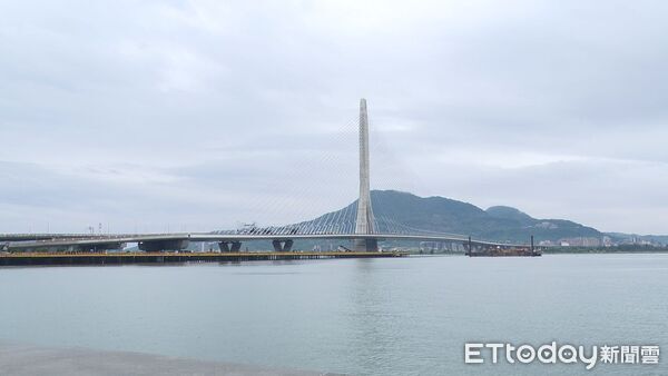 ▲淡江大橋健行 。（資料照／記者鄭遠龍攝）
