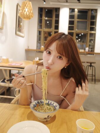 ▲▼三上悠亞。（圖／翻攝自Instagram／yua_mikami）