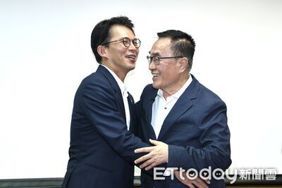 震民調／李四川找黃國昌當副手　7成小草力挺但近4成市民喊毋湯