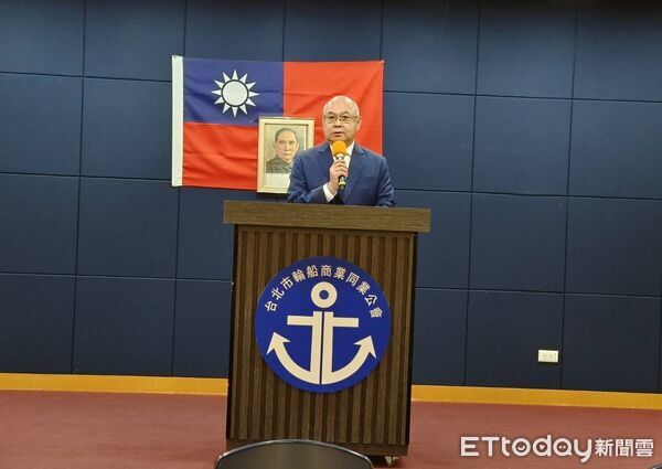 ▲台北市輪船公會理事長張衍義談海運價面臨的兩個轉型。（圖／記者張佩芬攝）