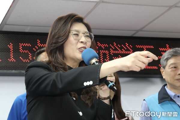 ▲▼ 鄭麗文出席中央勞工委員會115年模範勞工表揚大會  。（圖／記者劉耿豪攝）