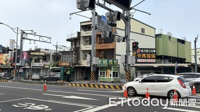 五一連假車潮爆量!屏東台1線啟動調撥車道 空拍機全程盯場