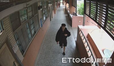 光天化日連偷3學校！彰化19歲無業男沒在怕　大喇喇進校行竊近7萬