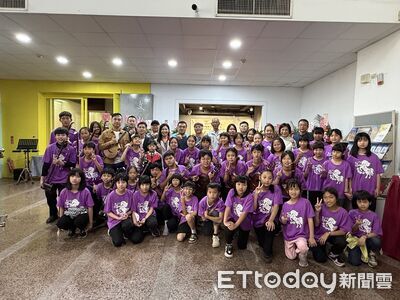 童趣經典相遇！金門學童陶藝展登場　小小導覽員說創作故事