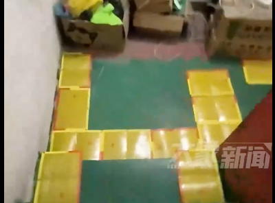 超狂成都男鋪滿「百片黏鼠板」 地雷陣「封印樓梯」鄰居險摔飛