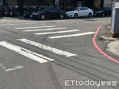 台中男酒駕肇逃！機車遭拖行「慘變扁平廢鐵」　250m恐怖燒痕曝