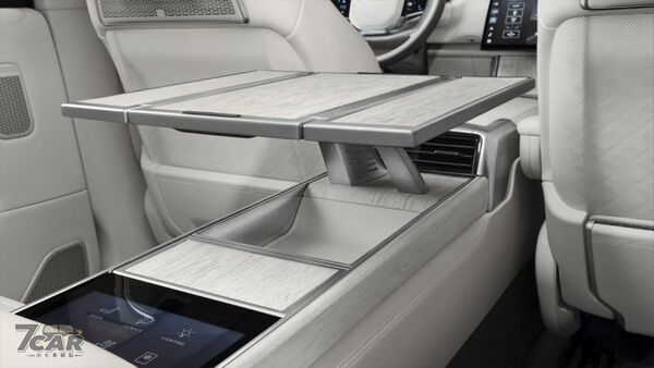 導入全球首創靜電音響與專屬內外用料　Range Rover SV Ultra 正式登場