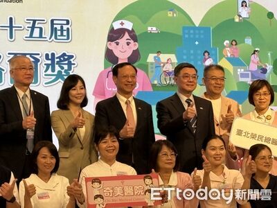 卓榮泰為留護理人才「拜託考題別出太難」　護師團體怒批危害病安