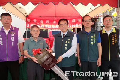 台南開基武廟豪捐250萬幫浦消防車　黃偉哲：民間力量撐起城市安全