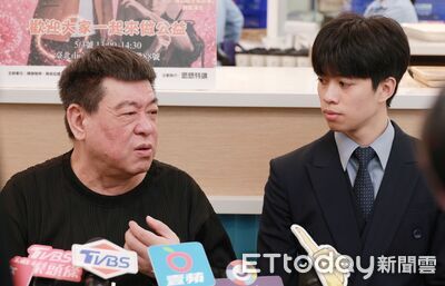 孫德榮65歲當爸！私下演偶像劇「兒暖按腳、喬頭互動」　保險全交他打理