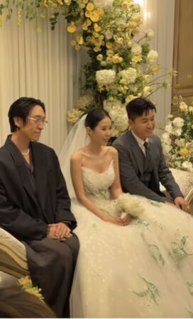 ▲▼全韓國人反對他們結婚！高耀太申智成功嫁了　大咖歌后婚禮獻唱。（圖／翻攝自IG）