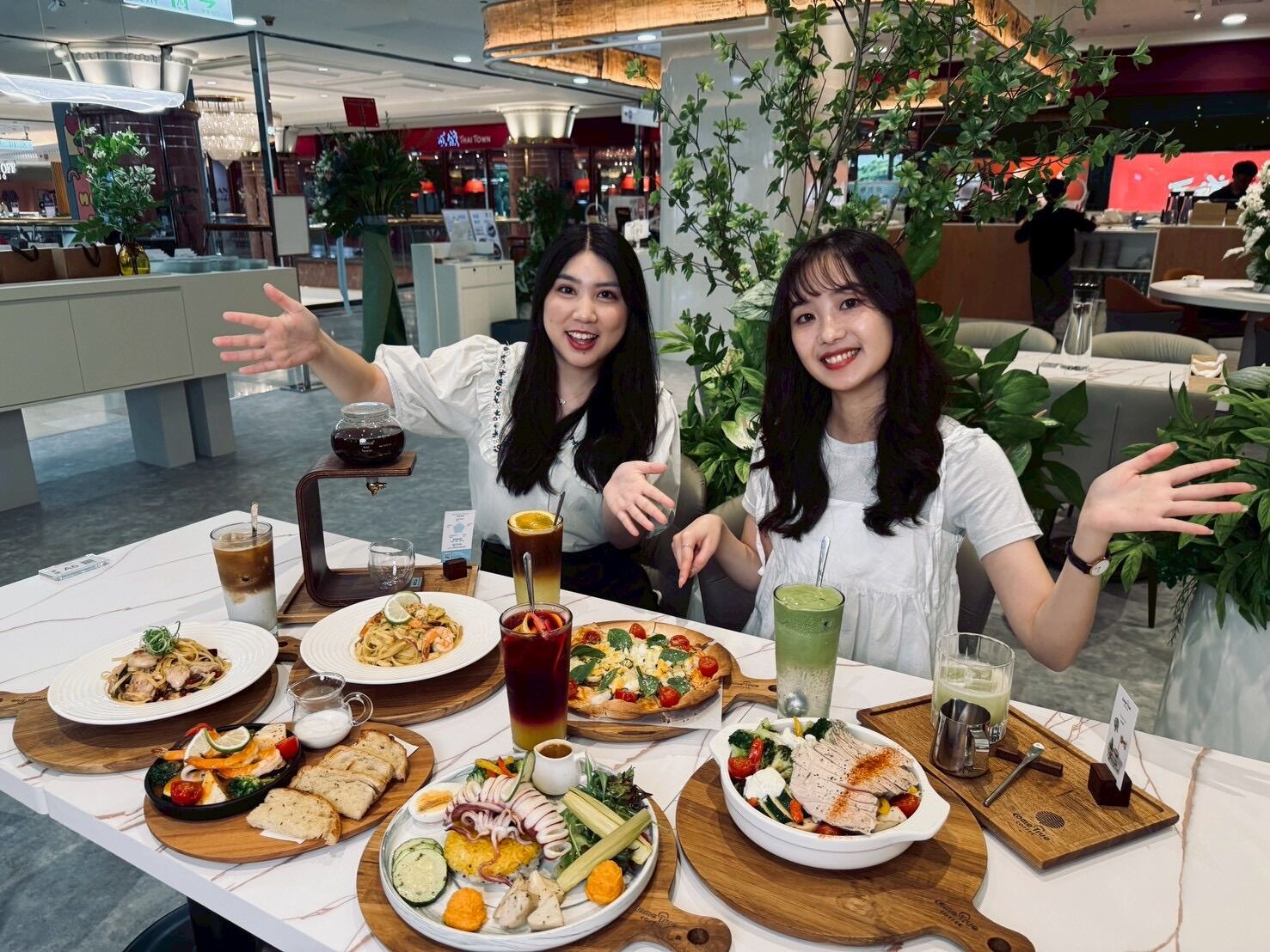 ▲京站小碧潭迎來新餐飲。（圖／業者提供）