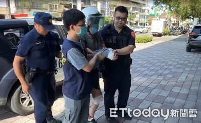 快訊／縱火還持斧頭砍3人！83歲翁搶救護車逃逸...法院裁定羈押