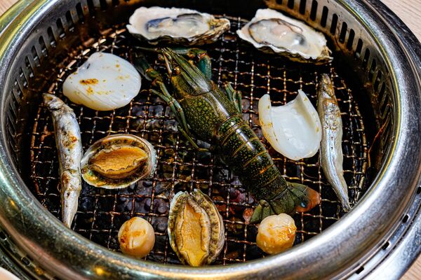 ▲▼燒肉道。（圖／混血珊莎的奇幻旅程授權提供）