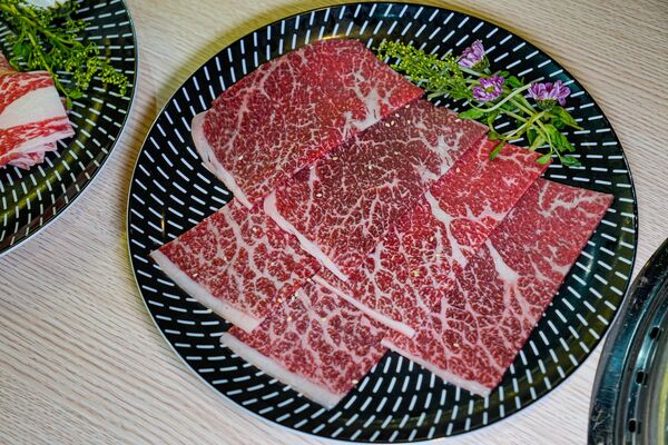 ▲▼燒肉道。（圖／混血珊莎的奇幻旅程授權提供）
