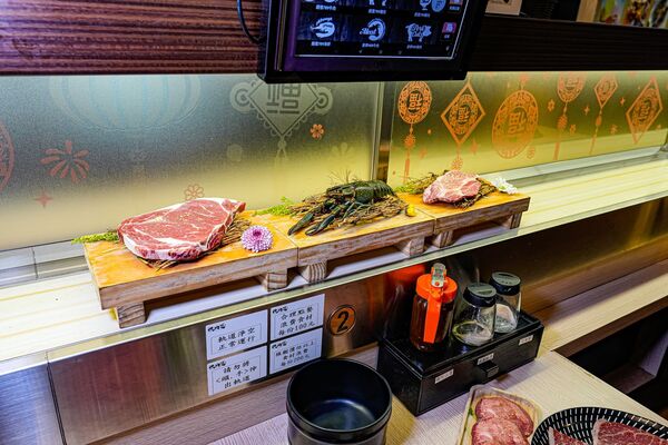 ▲▼燒肉道。（圖／混血珊莎的奇幻旅程授權提供）