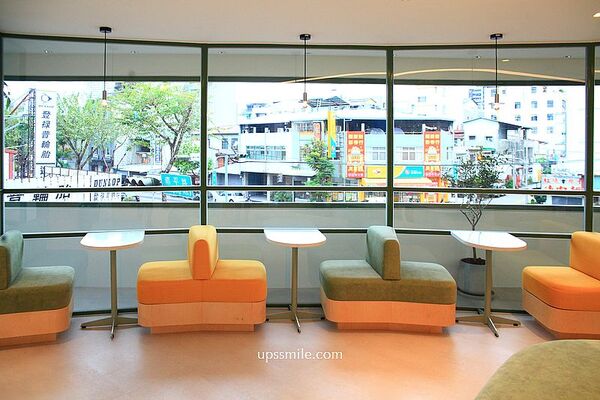 ▲▼CAFE!N硬咖啡台中國資圖門市。（圖／UPSSMILE向上的微笑萍子 旅食設影授權提供）