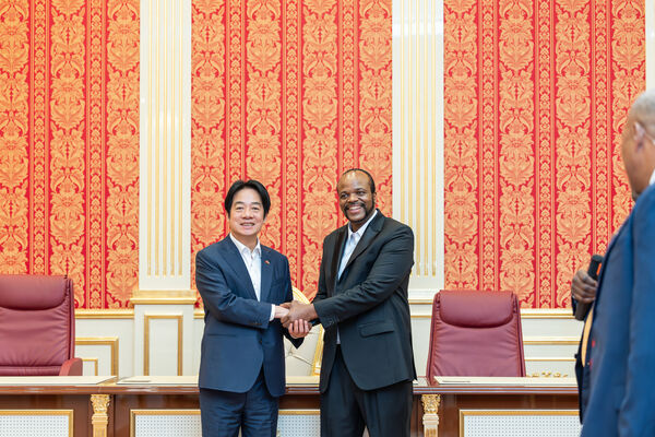 ▲▼總統賴清德訪問史瓦帝尼，史瓦帝尼國王、王母答應再訪問台灣。（圖／總統府提供）