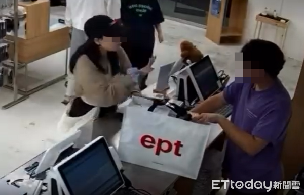 [新聞] 遊韓撿到信用卡！大腸圈台女「盜刷8000 - 八卦 - PTT.BEST 批踢踢爆文