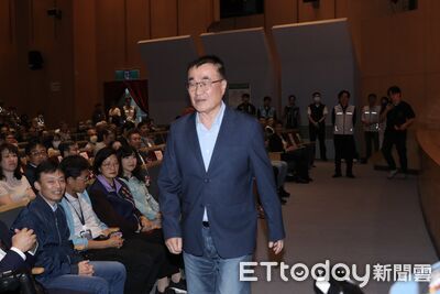 挨批家族在小琉球魚肉鄉民　李四川：對我出身進行抹黑相當惡劣