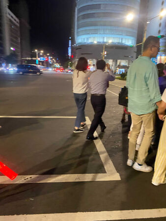 醉後淚美人2／何如芸去年與熟男同看江蕙演唱會　對兒子交代「不要擔心我亂交男朋友」