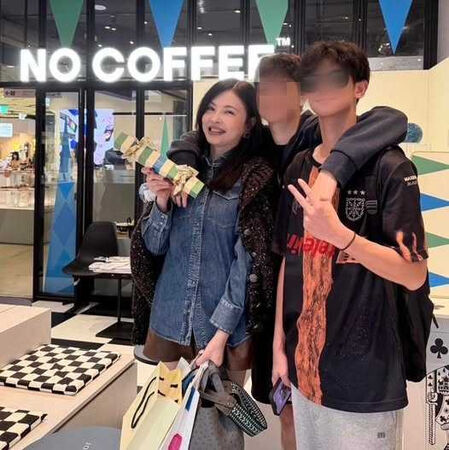 醉後淚美人2／何如芸去年與熟男同看江蕙演唱會　對兒子交代「不要擔心我亂交男朋友」
