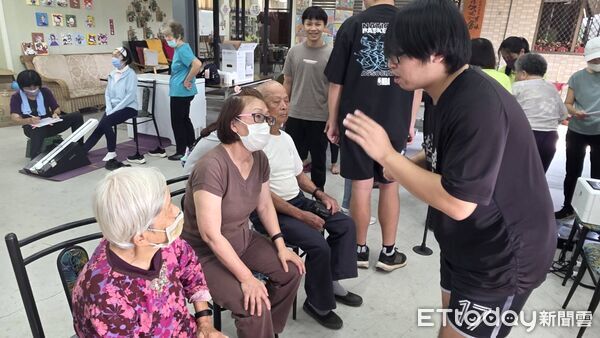 ▲▼  科學數據結合專業健身：健禾協會中埔據點結合中埔衛生所啟動「精準運動」計畫，展望超高齡社區服務願景   。（圖／記者翁伊森攝）