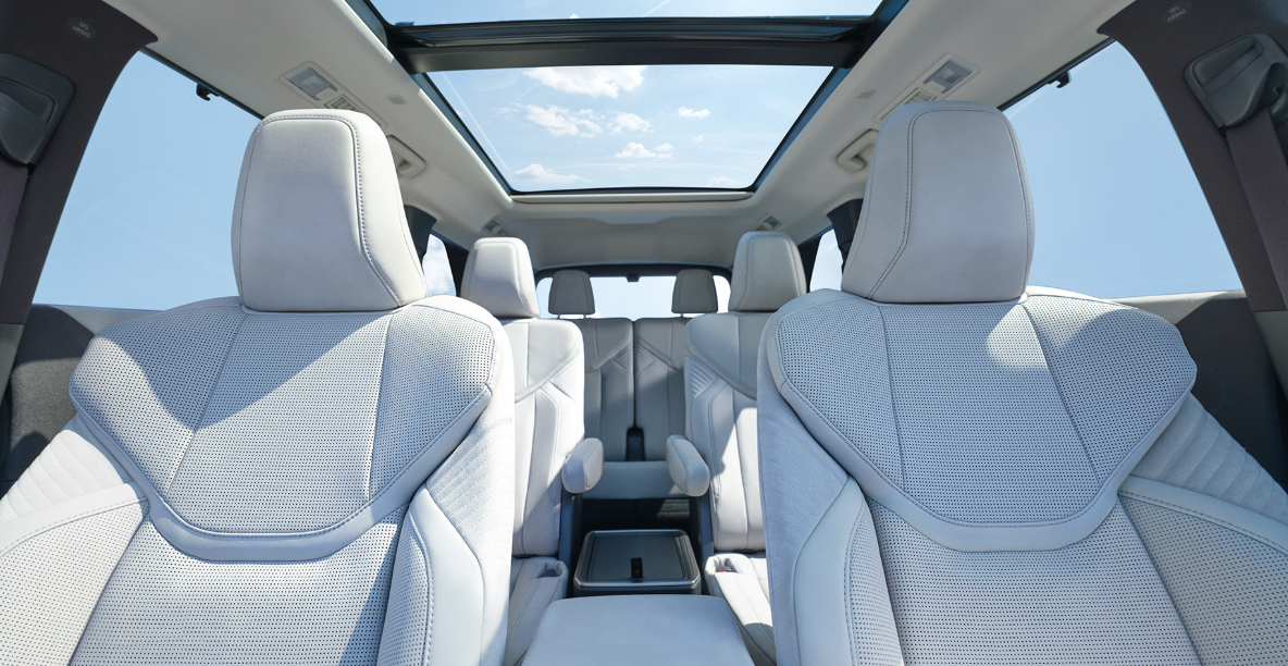 ▲LEXUX全新TZ休旅發表！成為品牌首款電動7人座。（圖／翻攝自LEXUS）