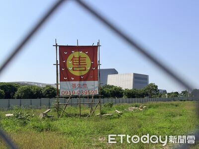 綠美圖第一排驚見「售」字 建商撇賣地求生傳言
