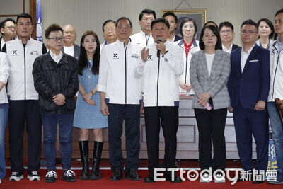 傅崐萁轟賴清德「萊爾校長」跳票不做　藍白拼三班護病比入法三讀