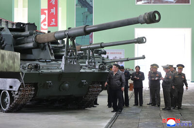 砲擊首爾新武器！北韓公開155mm自走砲　年底前部署南韓邊境