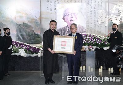 「這輩子遇過最好的攝影師」！金馬得主賴成英告別式　小野憶：他是我的大貴人