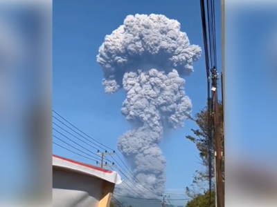 快訊／印尼火山爆發！　登山客「無視禁令擅闖」釀3死10失蹤