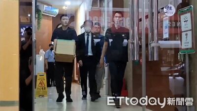 快訊/光澤診所爆偷拍「2店經理遭帶回」!警查扣針孔電源線、硬碟