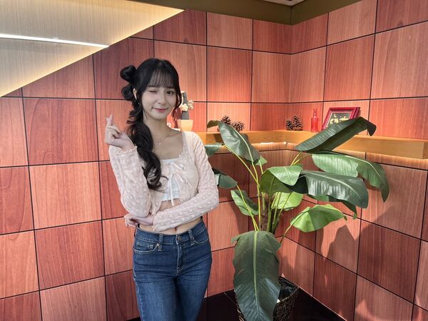 ▲藍波老師與女兒潔潔。（圖／年代提供，翻攝臉書）