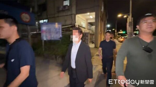 ▲光澤診所中山店陳姓經理。（圖／記者陸運陞翻攝）