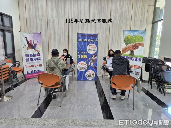 ▲▼更保宜蘭分會「跨機關合作」駐點就業服務。（圖／臺灣更生保護會提供）