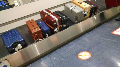 不只行動電源！地勤曝託運行李「4情況」： 海關可直接開箱檢查