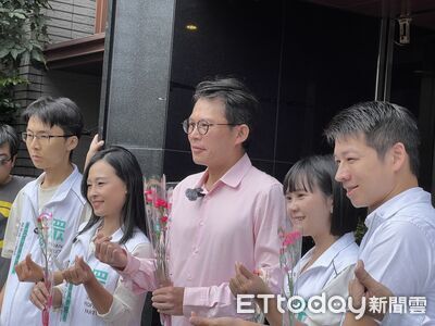 軍購條例三讀　黃國昌：民進黨搞兩面手法、藍委承受很大壓力