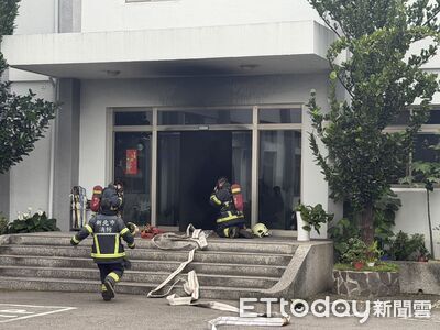 快訊/新北樹林科技廠火警 無人會議室突竄濃煙