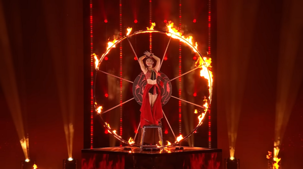 ▲▼足上舞伶楊立微（Liwei）。（圖／翻攝自YouTube／Britain`s Got Talent）