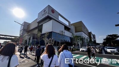 漢神洲際開幕滿月 「第一排」屋主16天內開價連3降