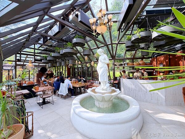 ▲▼山里蒔花光屋餐廳。（圖／部落客紫色微笑授權提供）
